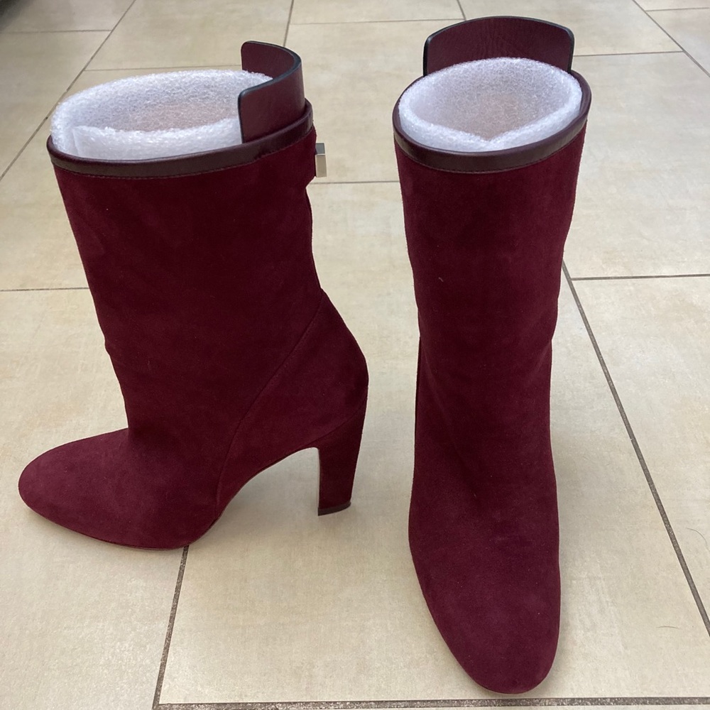 Stuart Weitzman Suede Boots Size 7.5